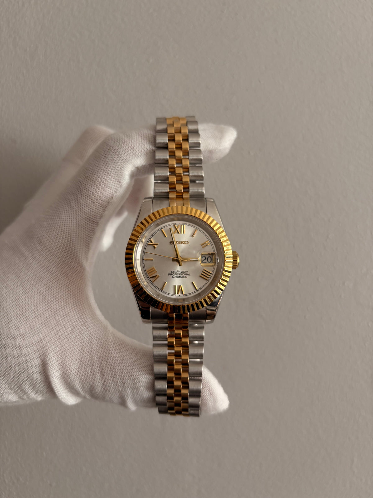 Seiko Gold/Silver Roman Datejust